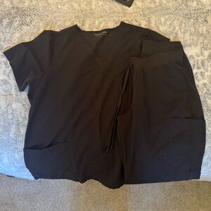 Med Couture Women's Black Scrub Set